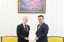 Bộ Ngoại giao tiếp nhận bản sao Thư ủy nhiệm của Đại sứ Na Uy, Bỉ, H&agrave; Lan v&agrave; H&agrave;n Quốc