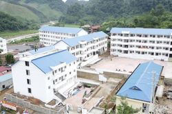Thanh H&oacute;a gấp r&uacute;t ho&agrave;n thiện trường nội tr&uacute; v&ugrave;ng bi&ecirc;n trước ng&agrave;y khai giảng