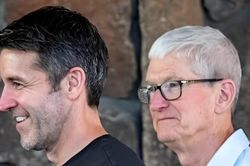 Tiết lộ mức lương của t&acirc;n CEO Apple