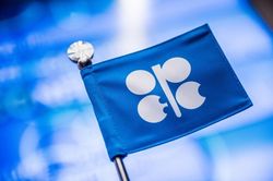OPEC+ v&agrave; b&agrave;i to&aacute;n t&aacute;i cơ cấu hạn ngạch năm 2027