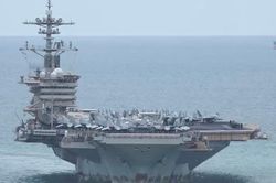 Tàu sân bay USS Abraham Lincoln của Mỹ rỉ sét do triển khai dài ngày