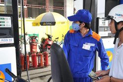 Petrolimex giải tr&igrave;nh khoản l&atilde;i 2.390 tỷ đồng sau thuế