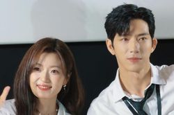 Hậu trường 'Đầu xuân tươi sáng' của Bách Nhiên và Tôn Thiên khiến khán giả bật cười