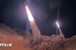 Mỹ không kích các mục tiêu ở Iran khiến 18 người chết, hơn 100 người bị thương