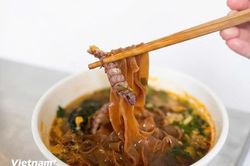 B&aacute;nh đa cua - hương vị l&agrave;m n&ecirc;n một phần k&yacute; ức đất Cảng