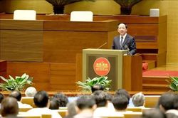 Thực hành tư tưởng Hồ Chí Minh phải bằng những việc làm cụ thể