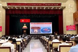 Cán bộ, đảng viên hiện thực hóa Nghị quyết bằng hành động thiết thực