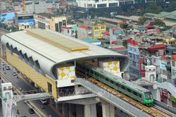 H&agrave; Nội Metro phục vụ h&agrave;ng trăm ngh&igrave;n lượt kh&aacute;ch trong dịp nghỉ lễ 2/9