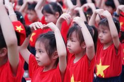 Bộ GD&ĐT điều chỉnh chương tr&igrave;nh khai giảng to&agrave;n quốc năm học 2026-2027
