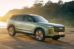 SUV hạng C công suất 354 mã lực, giá gần 900 triệu đồng