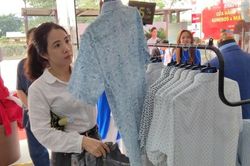 8 tháng, bán lẻ hàng hóa tiếp tục tăng trưởng 2 con số
