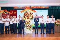 Trao Quyết định bổ nhiệm t&acirc;n Tổng Gi&aacute;m đốc NIFERCO Trần Thắng