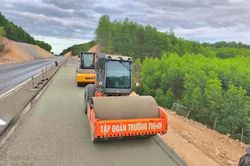 Ấn định ngày hoàn thành từng hạng mục trên cao tốc Cam Lộ - La Sơn