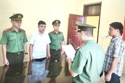 Tuy&ecirc;n Quang: Khởi tố đối tượng lạm quyền trong khi thi h&agrave;nh c&ocirc;ng vụ