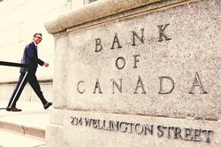 NHTW Canada giữ nguy&ecirc;n l&atilde;i suất, ph&aacute;t t&iacute;n hiệu sẵn s&agrave;ng thắt chặt