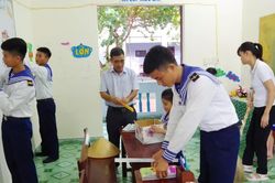 Đặc khu Trường Sa rộn r&agrave;ng trước năm học mới