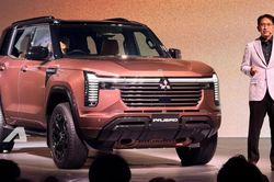 Mitsubishi Pajero thế hệ mới trở lại với khung gầm rời, máy dầu 2.4L