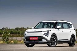 Tin xe 3/9: Kia Carens mới lộ diện tại Việt Nam, Honda WR-V nâng cấp mạnh