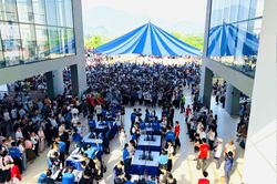 Hơn 17.000 sinh vi&ecirc;n Đại học Quốc gia H&agrave; Nội về H&ograve;a Lạc học tập