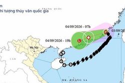 Bão số 5 tiếp tục ảnh hưởng đến tàu thuyền hoạt động tại khu vực Bắc Biển Đông