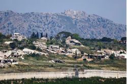 Iran dọa đáp trả nếu Israel tấn công căn cứ Hezbollah ở Ali al-Taher