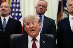 Tổng thống Trump dự báo kinh tế Mỹ có thể tăng trưởng tới 20%