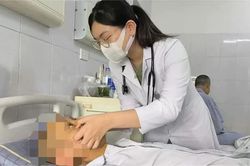 Men gan tăng 30 lần sau hơn 1 tháng uống thuốc bắc chữa bệnh