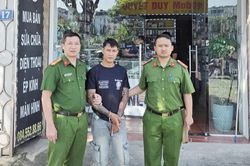 Toàn cảnh vụ truy bắt đối tượng dùng dao đe dọa, khống chế, cướp tài sản trong siêu thị