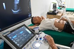 Đề xuất BHYT chi trả khám sàng lọc 8 bệnh ung thư