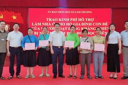 Lâm Thượng hỗ trợ 210 triệu đồng giúp 5 gia đình người có công cải thiện nhà ở