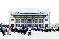 Niềm vui trước ngày khai giảng năm học mới ở khu vực biên giới Đắk Lắk