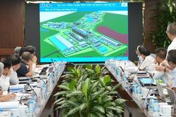 Bàn phương án mở rộng, nâng công suất Nhà máy alumin Nhân Cơ