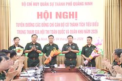 Quảng Ninh: Tuyên dương cán bộ đạt thành tích cao tại các hội thi cấp toàn quốc và Quân khu 3