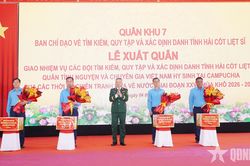 Thượng tướng Lê Quang Minh dự lễ xuất quân các đội tìm kiếm, quy tập hài cốt liệt sĩ tại Campuchia của Quân khu 7