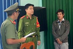'Chơi súng' có ngày… xộ khám