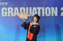 Nữ sinh viên sư phạm tốt nghiệp xuất sắc sớm một năm