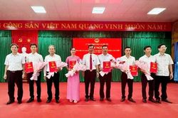 Nhiều tiêu chuẩn mới nghiêm ngặt cho Trưởng thôn, Tổ trưởng tổ dân phố ở TP Huế