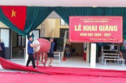 Hối hả chuẩn bị khai giảng ở các trường vùng cao, biên giới Thanh Hóa