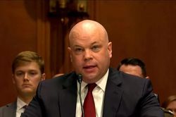 Tổng thống Mỹ Trump gây bất ngờ khi bổ nhiệm lãnh đạo Lục quân