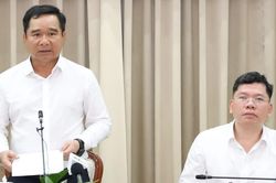 Chủ tịch TPHCM nói về nguyên nhân nhiều doanh nghiệp rời thị trường