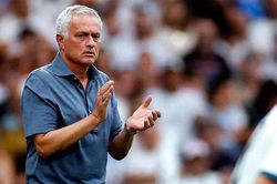 Jose Mourinho mài giũa 'tảng đá' Real Madrid