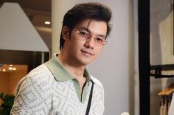 Diễn viên Nhan Phúc Vinh xin lỗi sau khi cầu hôn Khả Ngân
