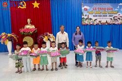 'Tiếp bước đến trường' cùng học sinh khó khăn