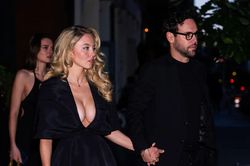 Nữ diễn viên Sydney Sweeney có bước tiến mới với Scooter Braun