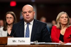 Tổng thống Trump bất ngờ chọn quyền Bộ trưởng Lục quân Mỹ