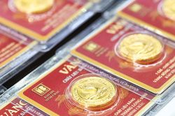 Giá vàng trong nước tăng nhanh hơn giá thế giới