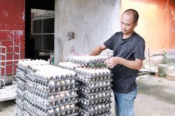 Noi gương từ những điều giản dị