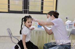 Chăm sức khỏe từ đầu năm học