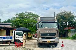 Đội Cảnh sát giao thông đường bộ số 3 xử lý 1.100 phương tiện vi phạm tải trọng