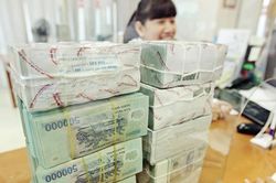 Thanh khoản ngân hàng 'đảo chiều' khi tiền gửi tăng tốc vượt tín dụng